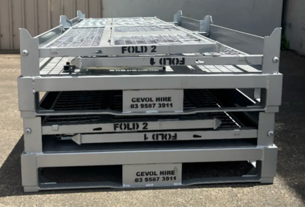 FM.2 Rackable, stackable, interstackable with our FM.1 pallet, maximises container & truck tray collapsible