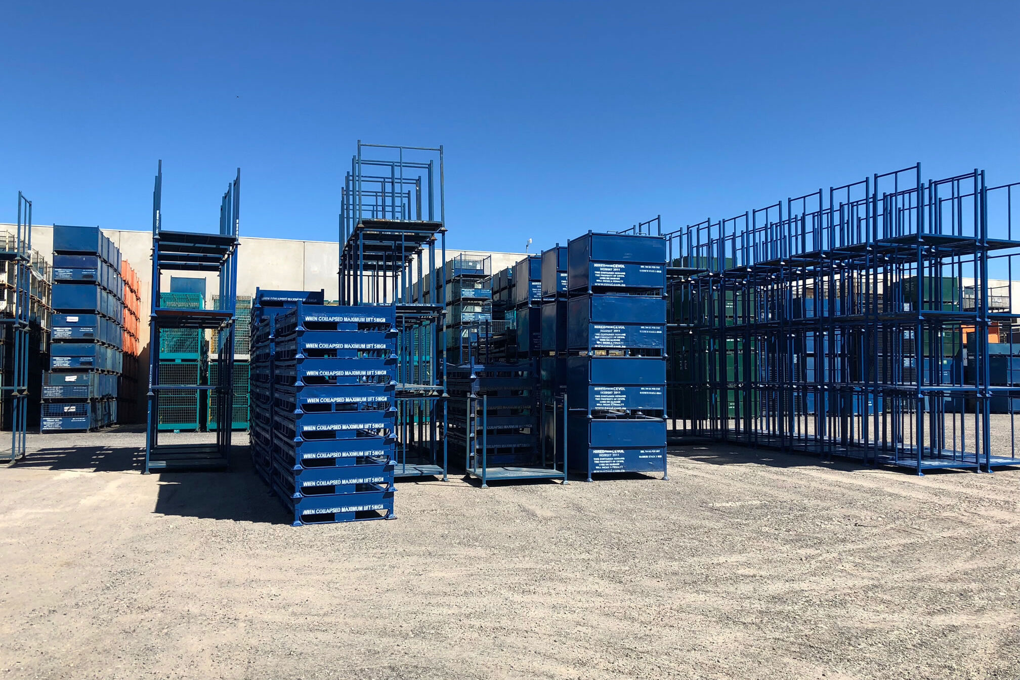 Stackable Steel Pallets and Cages for commercial use
