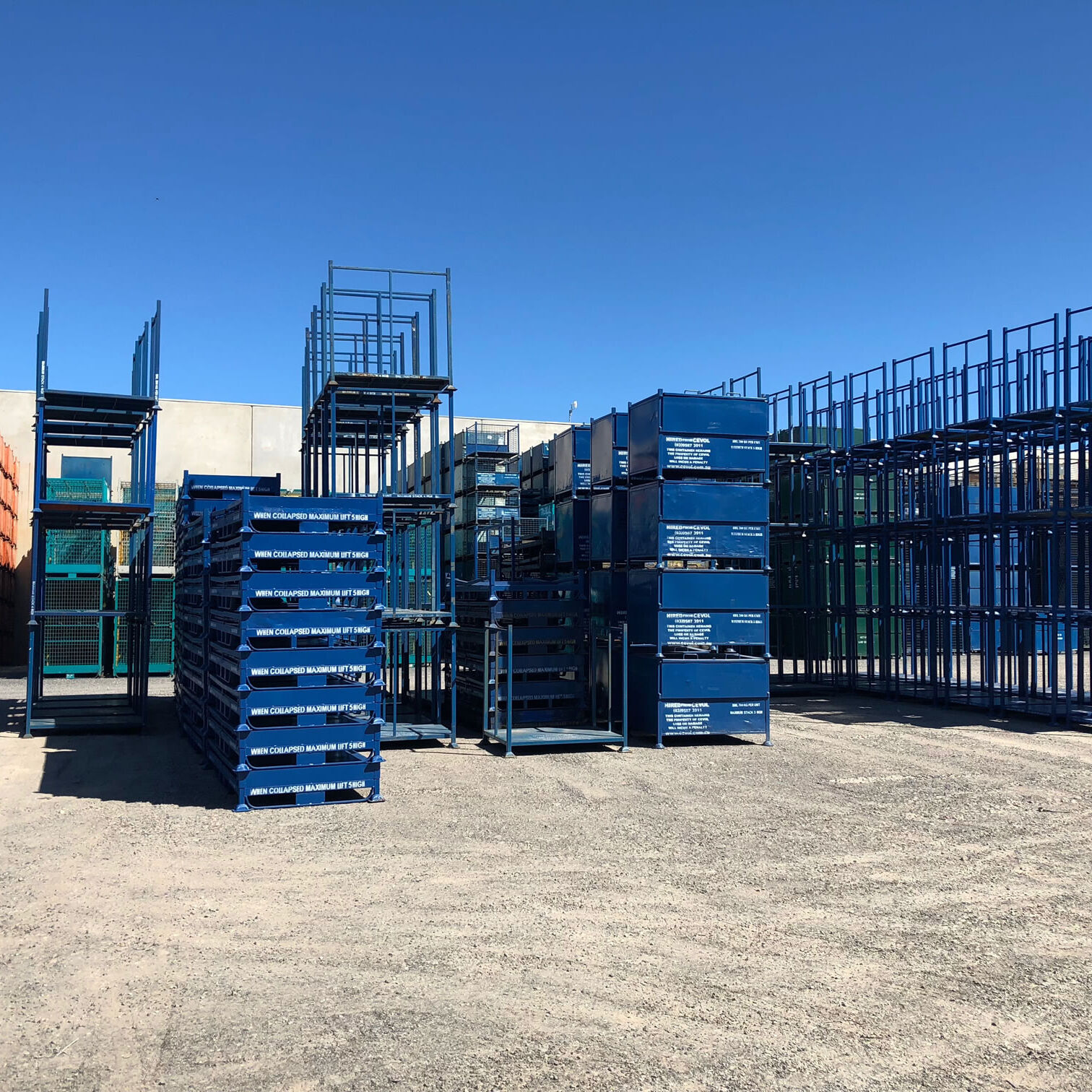 Stackable Steel Pallets and Cages for commercial use